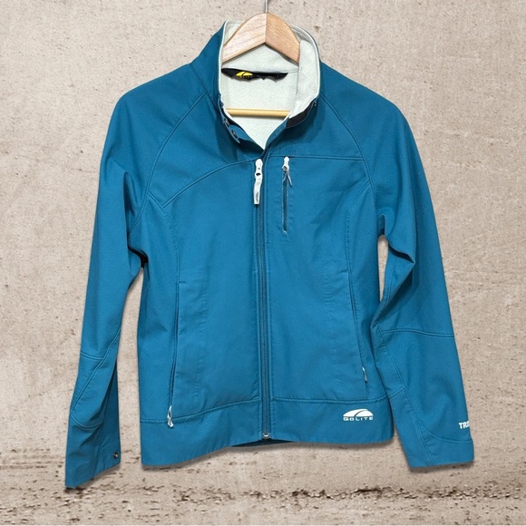 Go Lite Teal Women's Softshell Jacket - Picture 1 of 4